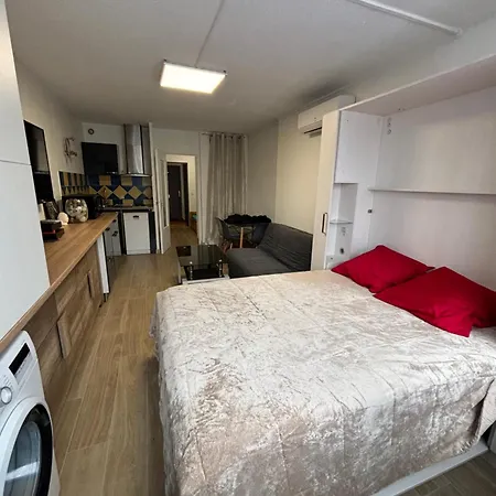 Balcon Des Arenes Apartament